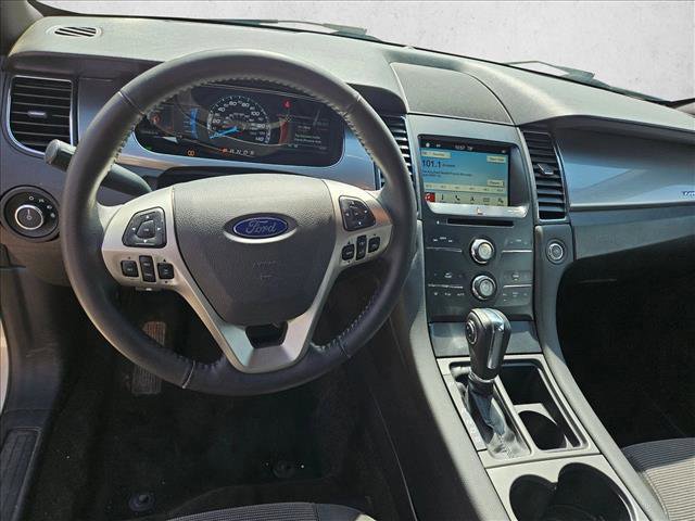 Used 2018 Ford Taurus SEL w/ Equipment Group 201A image 17