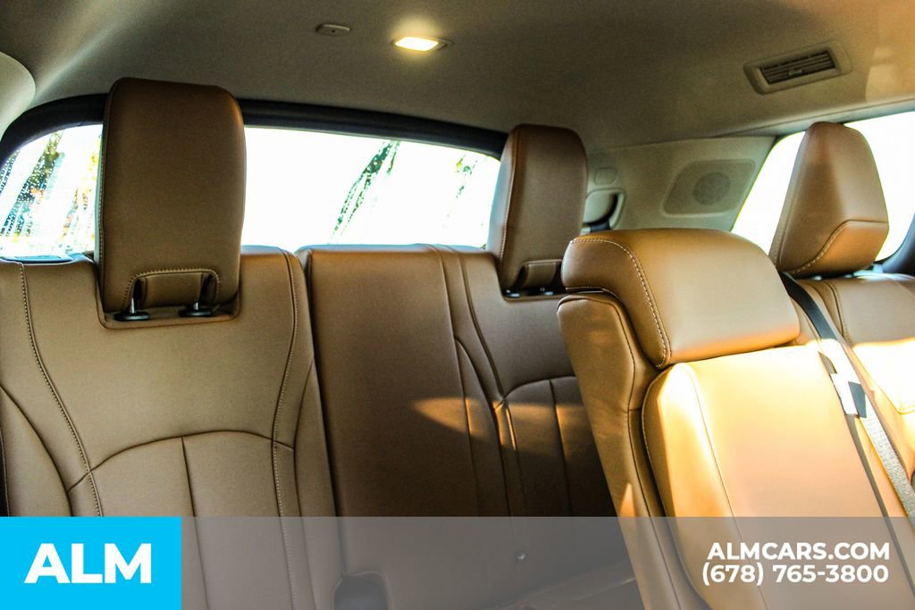 Used 2025 INFINITI QX60 Sensory image 19