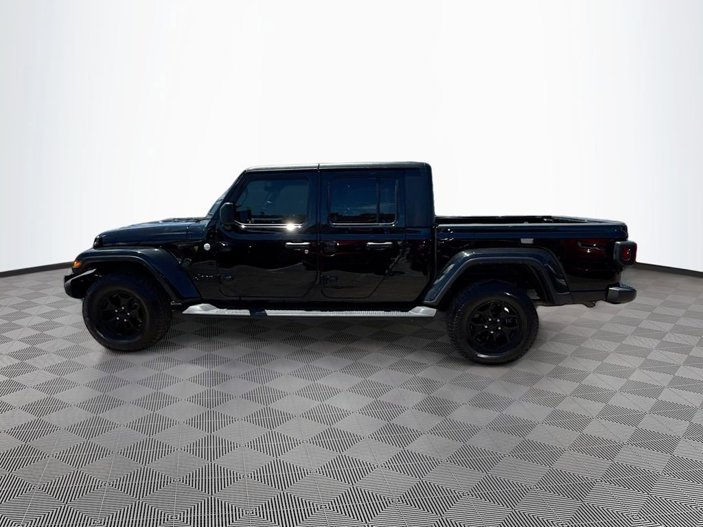 Used 2022 Jeep Gladiator Sport AWD/4WD image 9