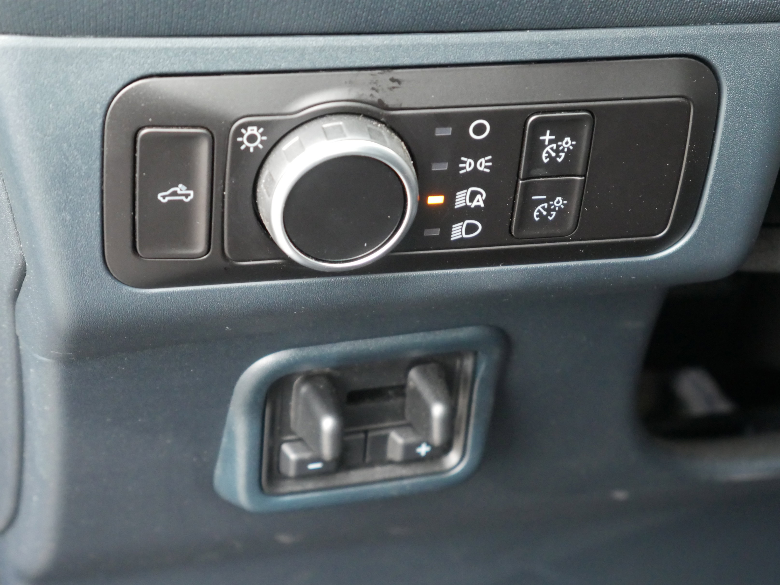 Certified 2023 Ford Maverick XL w/ Equipment Group 100A Standard image 5