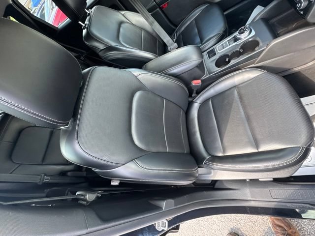 Used 2024 Ford Escape Platinum AWD/4WD image 50