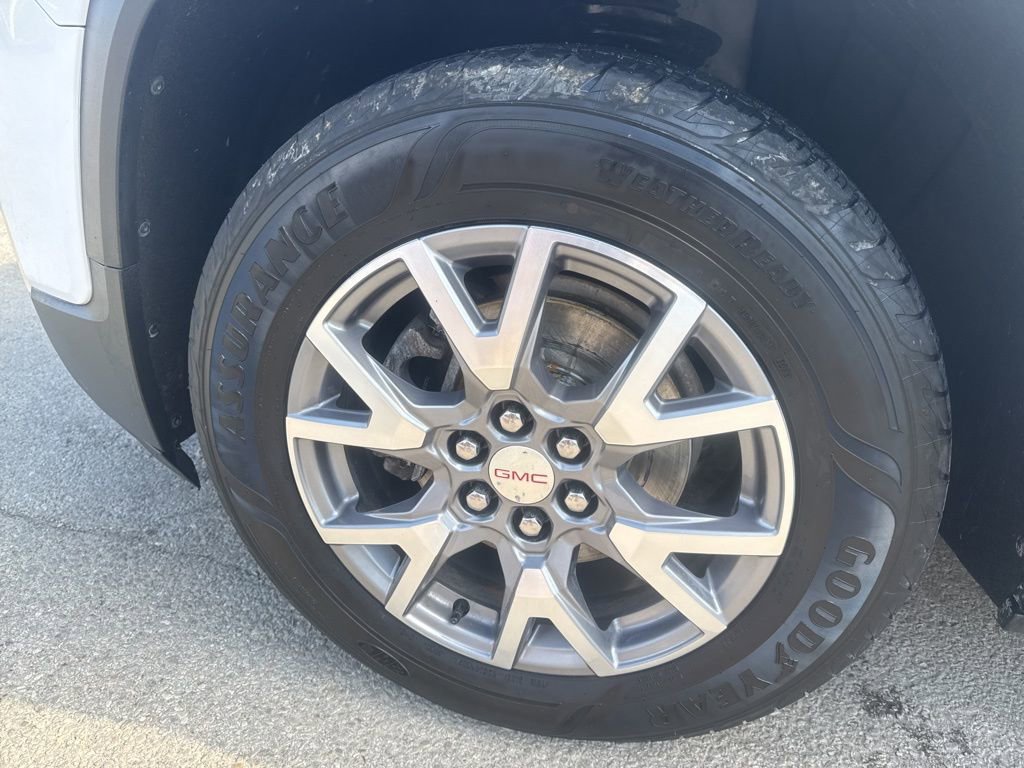 Used 2020 GMC Acadia SLT image 9