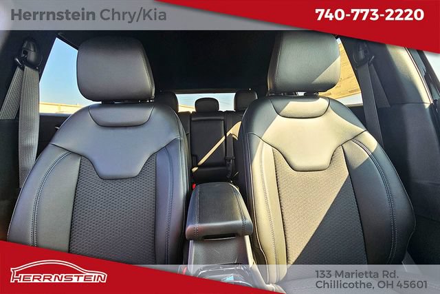 New 2026 Jeep Compass Latitude AWD/4WD image 17