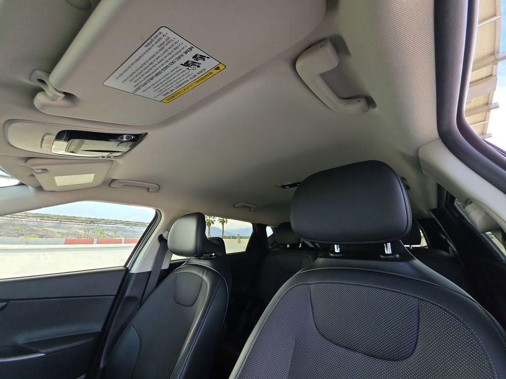Used 2024 Kia EV6 Light image 19