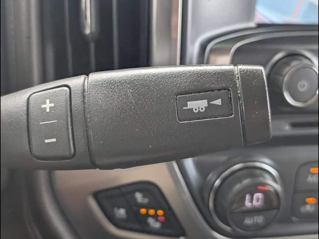 Used 2018 Chevrolet Silverado 2500 LTZ w/ Duramax Plus Package RWD image 9