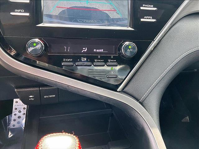 Used 2018 Toyota Camry SE image 20