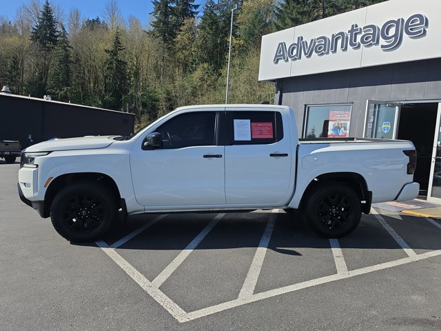 Certified 2023 Nissan Frontier SV w/ Midnight Edition Package AWD/4WD image 2