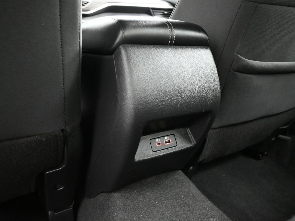 Used 2024 Nissan Altima 2.5 SV image 14