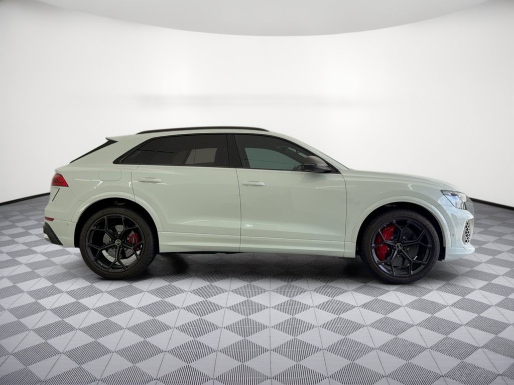 Certified 2025 Audi RS Q8 performance AWD/4WD image 8