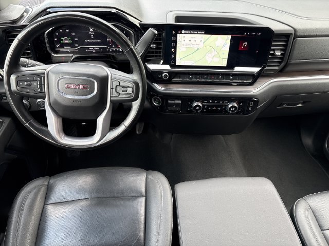 Used 2025 GMC Sierra 1500 SLT RWD image 2