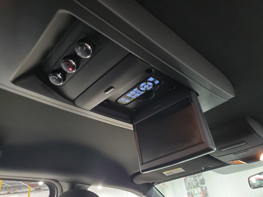 Used 2016 Dodge Grand Caravan SE FWD image 21