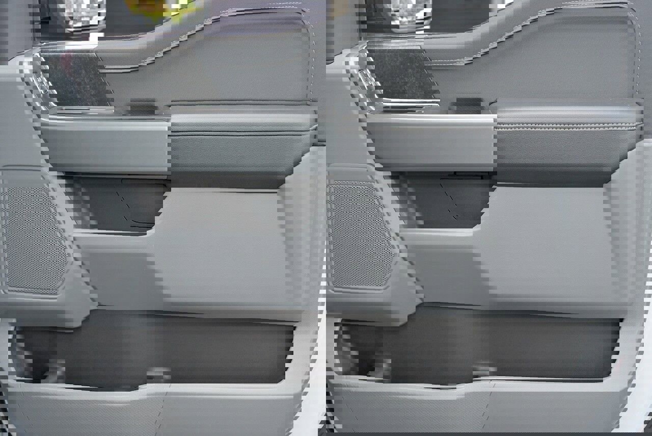 Used 2022 Ford F150 XLT w/ Equipment Group 301A Mid image 17