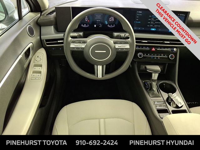 Certified 2025 Hyundai Sonata SE image 12