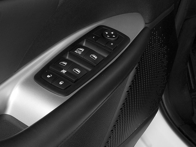 Used 2014 Dodge Journey SXT w/ Flexible Seating Group image 19