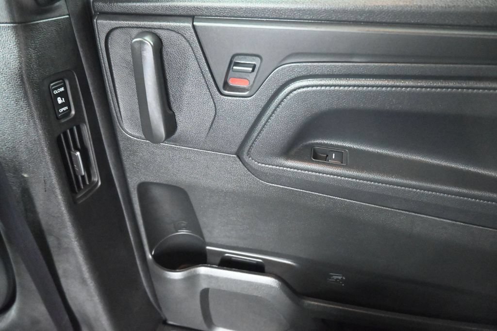 Used 2024 Honda Odyssey Sport image 35