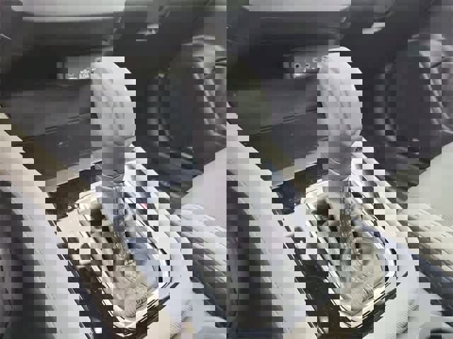 Certified 2025 Subaru Forester Limited image 29