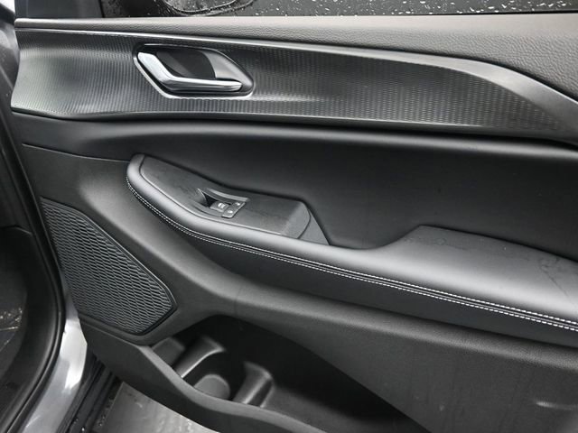 New 2025 Jeep Grand Cherokee Laredo X w/ Luxury Tech Group I image 22
