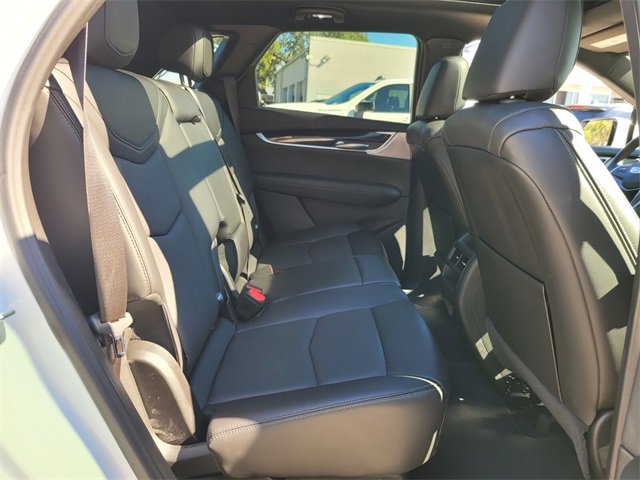 Used 2025 Cadillac XT5 Premium Luxury image 23