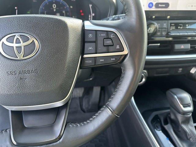 Used 2024 Toyota Grand Highlander XLE image 6