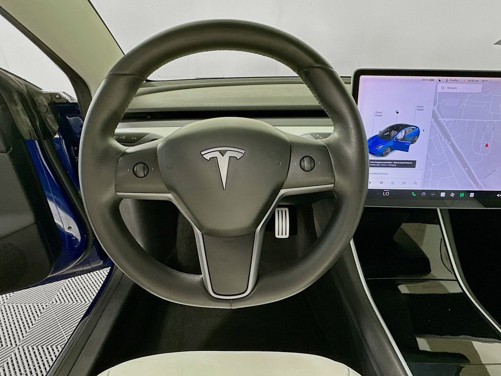 Used 2020 Tesla Model 3 Performance image 11