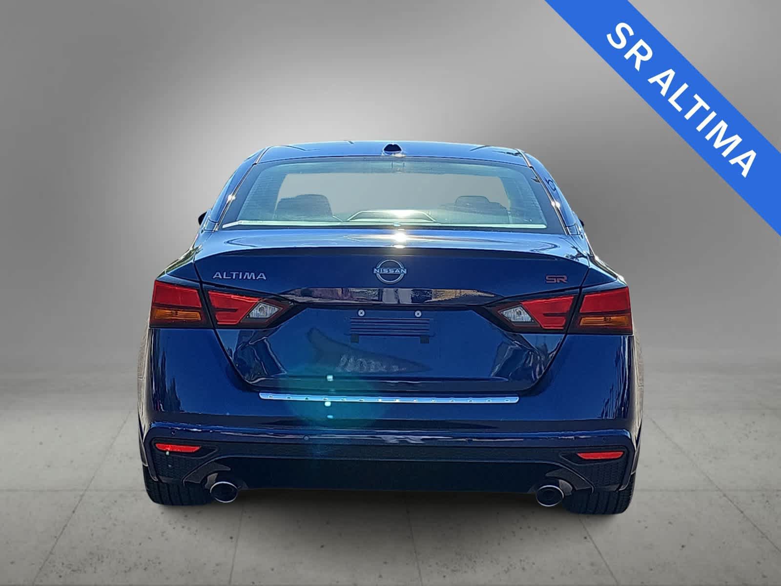 Used 2023 Nissan Altima 2.5 SR FWD image 7