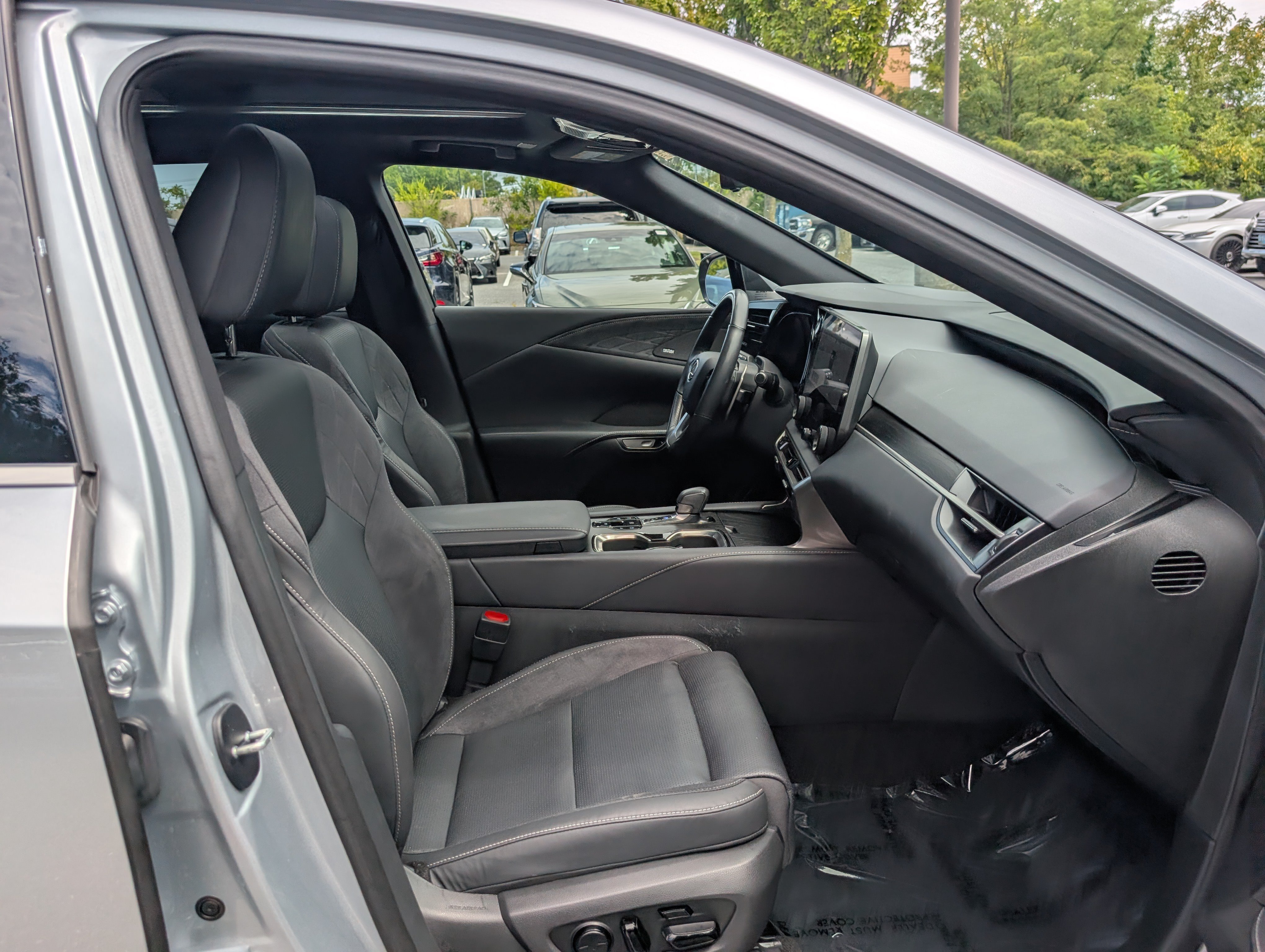 Used 2024 Lexus RX 350 AWD w/ Convenience Package image 11
