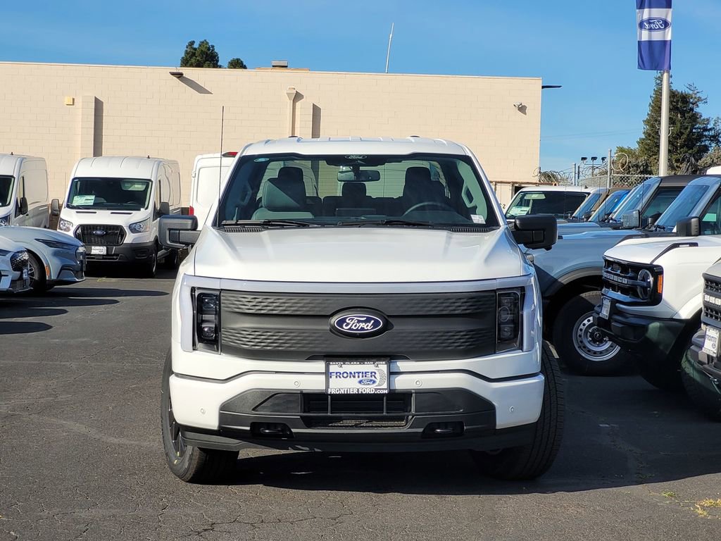 New 2025 Ford F150 Lightning Flash AWD/4WD image 34