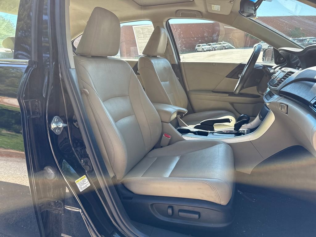 Used 2013 Honda Accord EX-L image 25