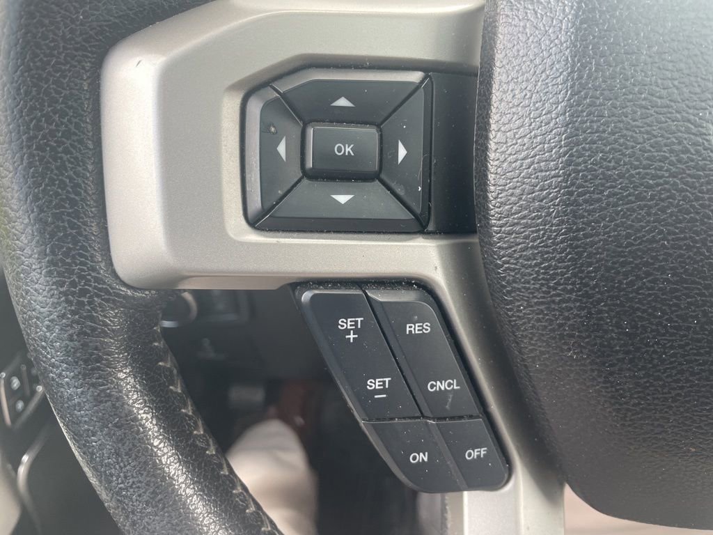 Used 2016 Ford F150 Lariat w/ Equipment Group 502A Luxury image 17