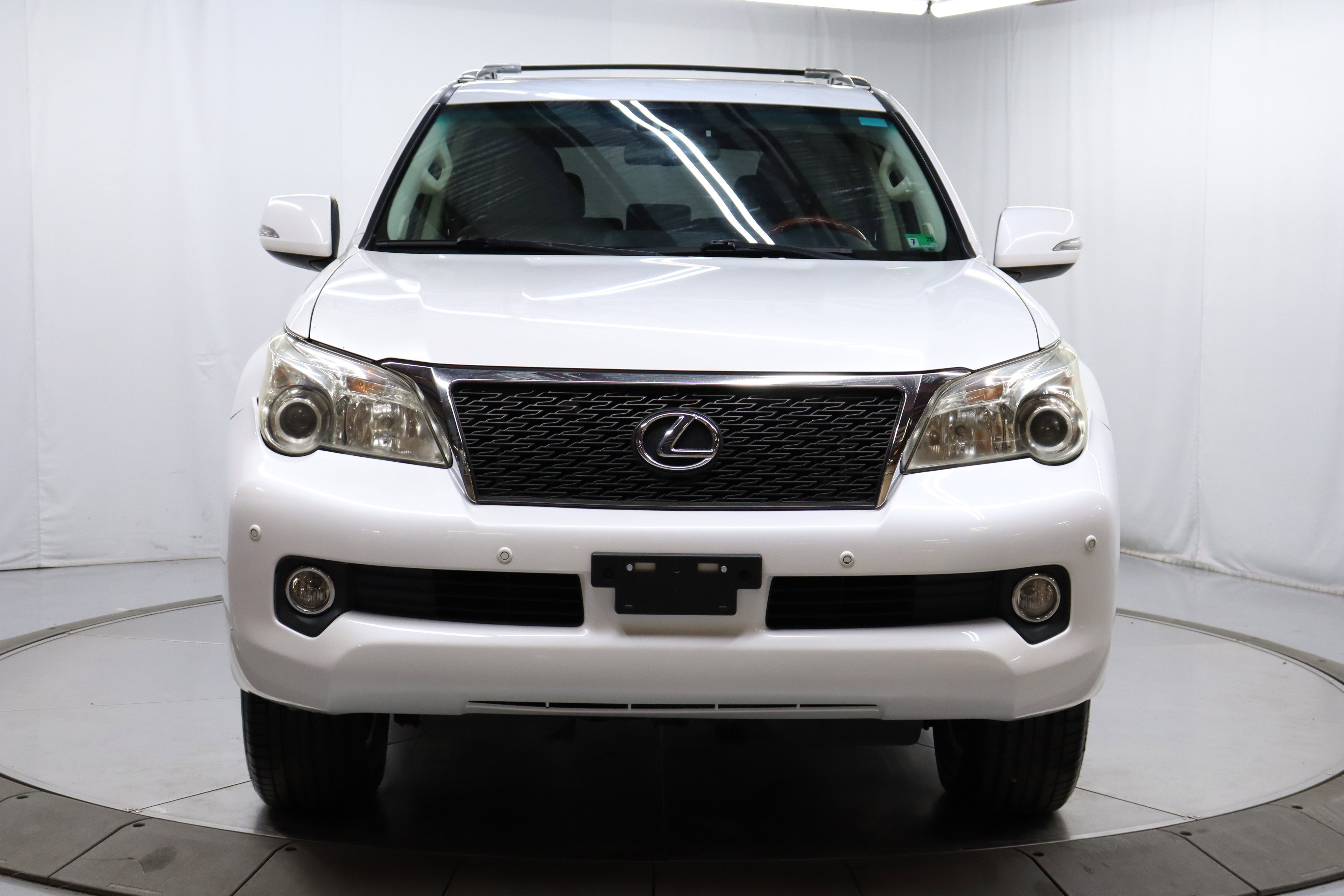 Used 2010 Lexus GX 460 image 3