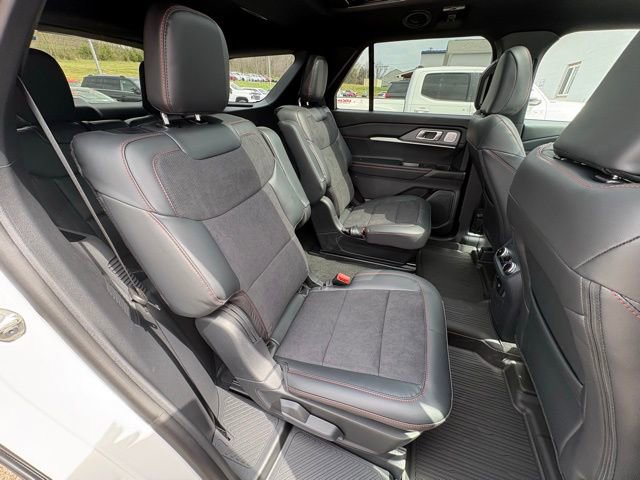 New 2026 Ford Explorer ST image 32