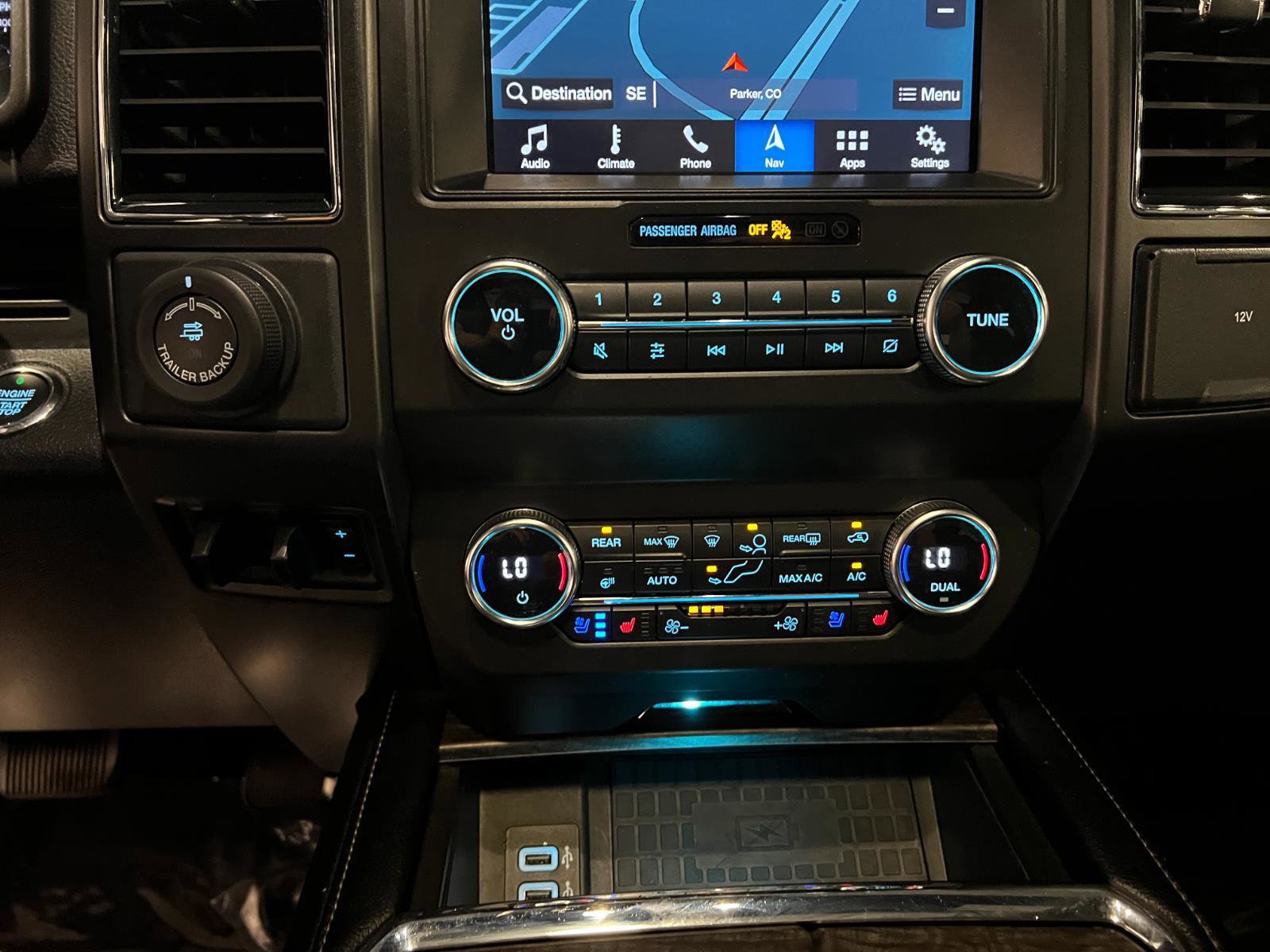 Used 2019 Ford Expedition Limited w/ Equipment Group 301A AWD/4WD image 20