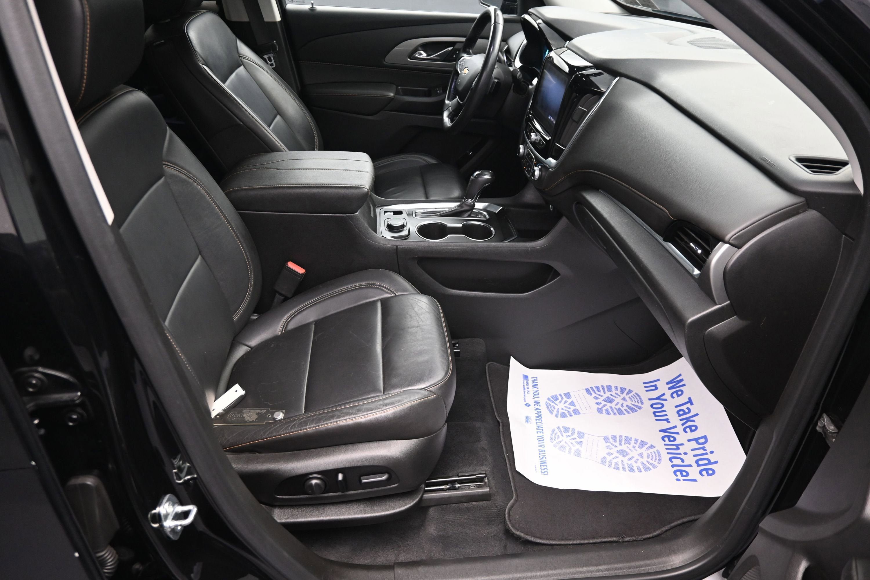 Used 2020 Chevrolet Traverse LT AWD/4WD image 31