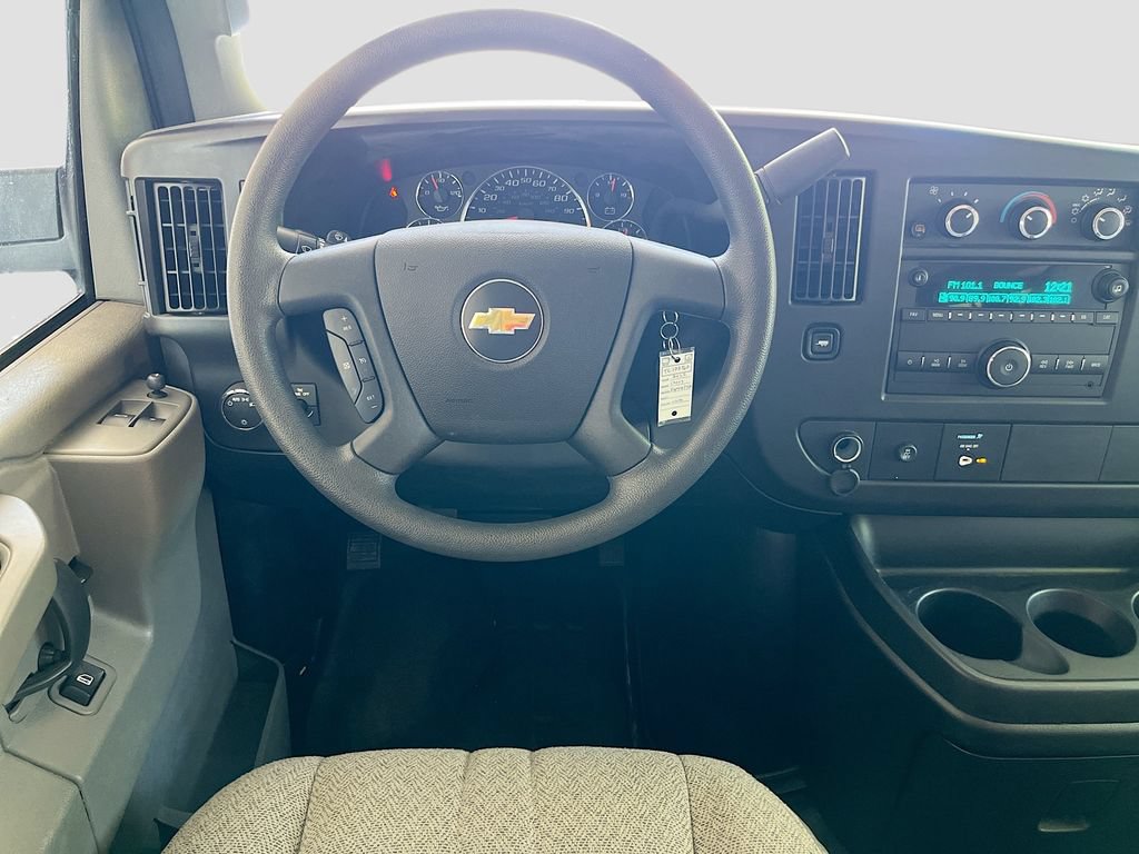Used 2022 Chevrolet Express 2500 LS w/ Driver Convenience Package RWD image 19