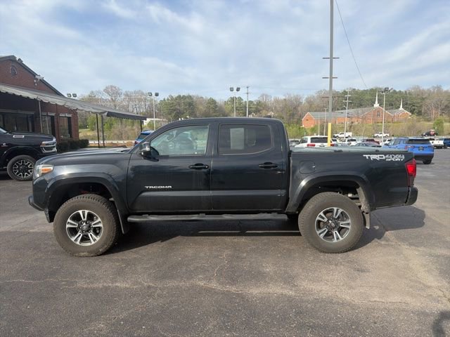 Used 2019 Toyota Tacoma TRD Sport image 11