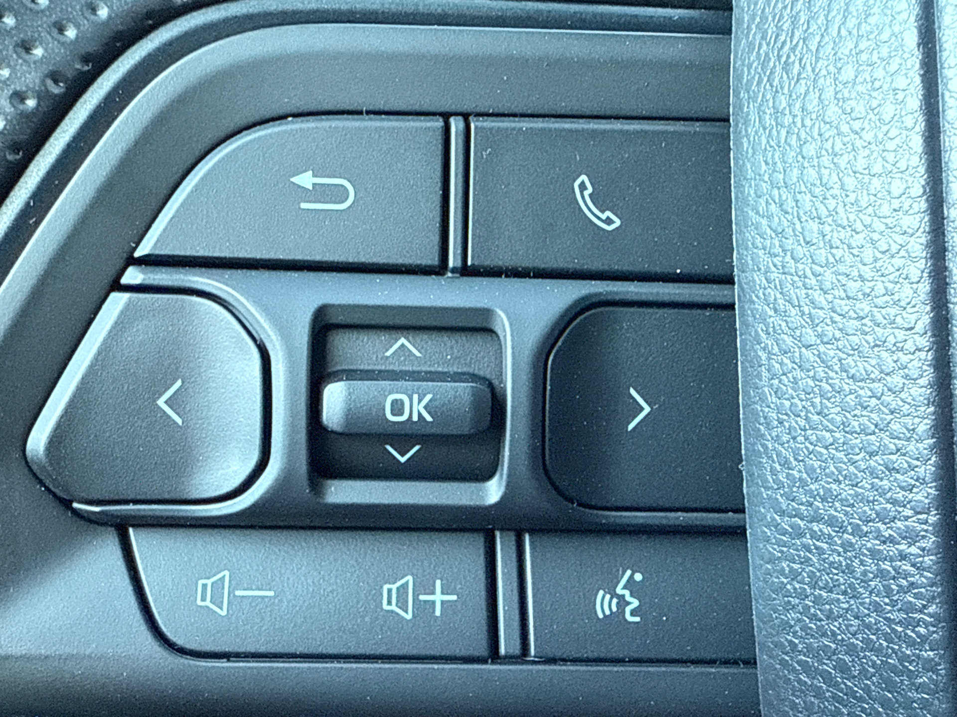 New 2026 Toyota Tacoma SR5 RWD image 30