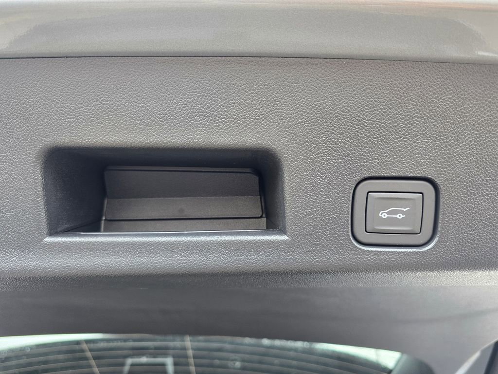 New 2026 Buick Enclave Preferred w/ Power Package image 32