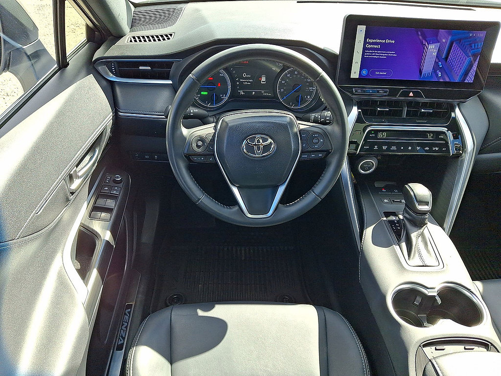 Used 2023 Toyota Venza Nightshade AWD/4WD image 27