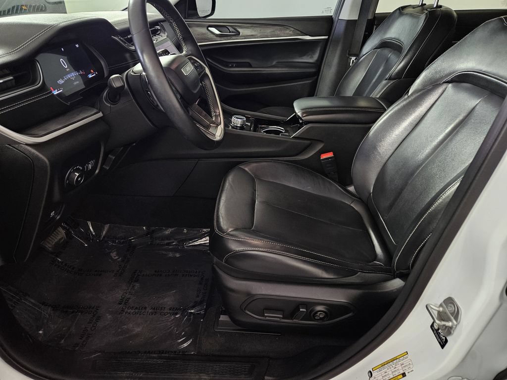 Used 2021 Jeep Grand Cherokee L Limited RWD image 21