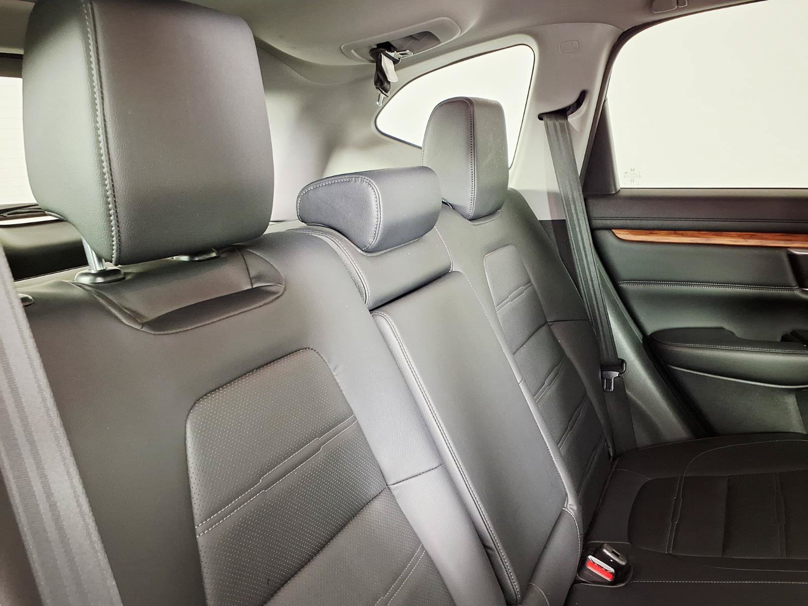 Used 2020 Honda CR-V Touring image 12