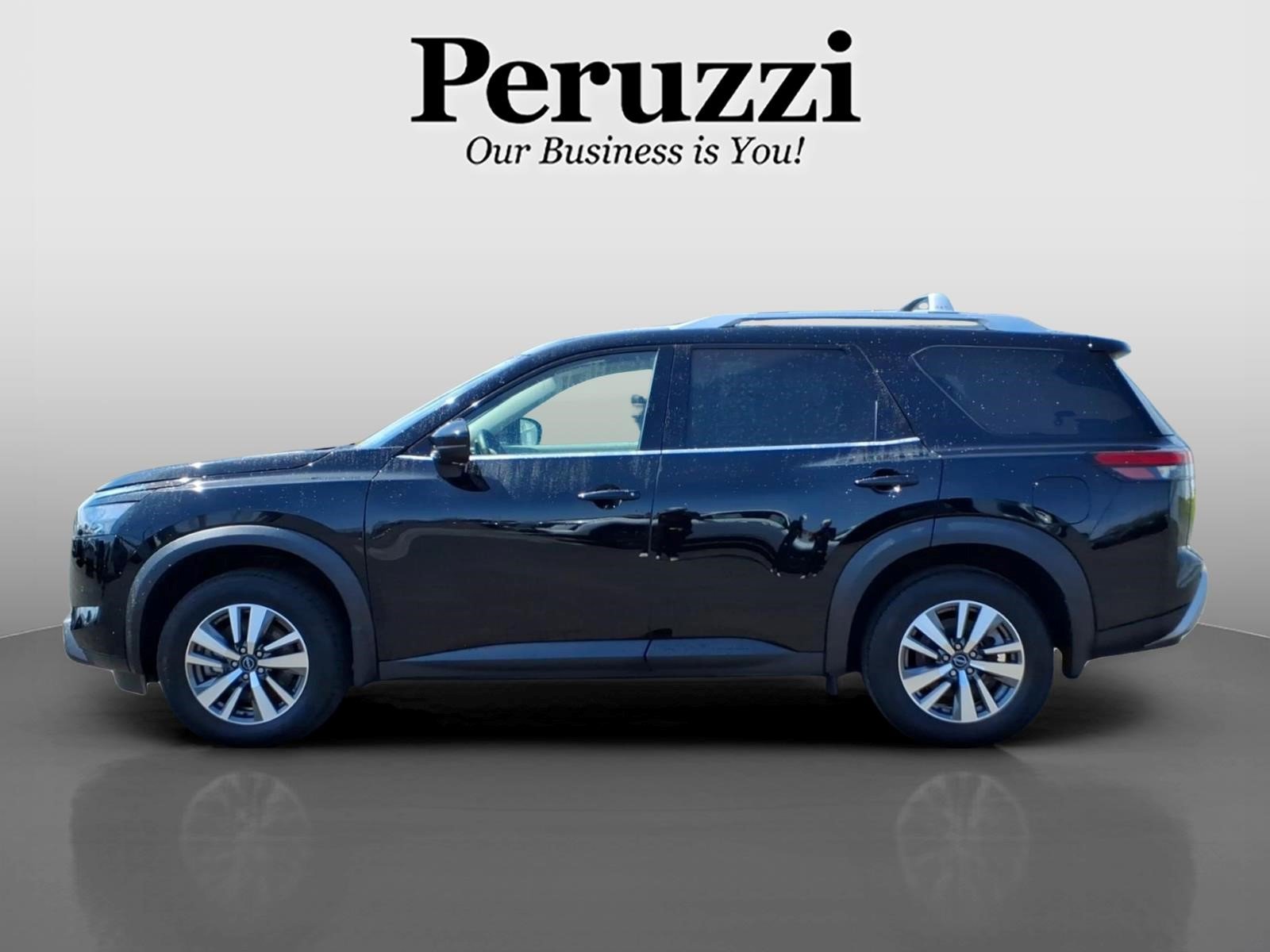 Certified 2025 Nissan Pathfinder SL FWD image 7