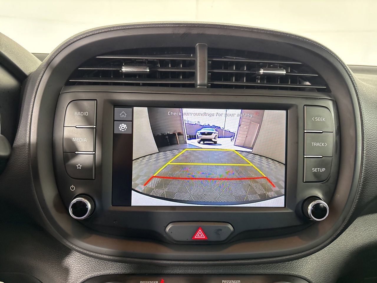 Used 2025 Kia Soul LX w/ LX Technology Package image 15