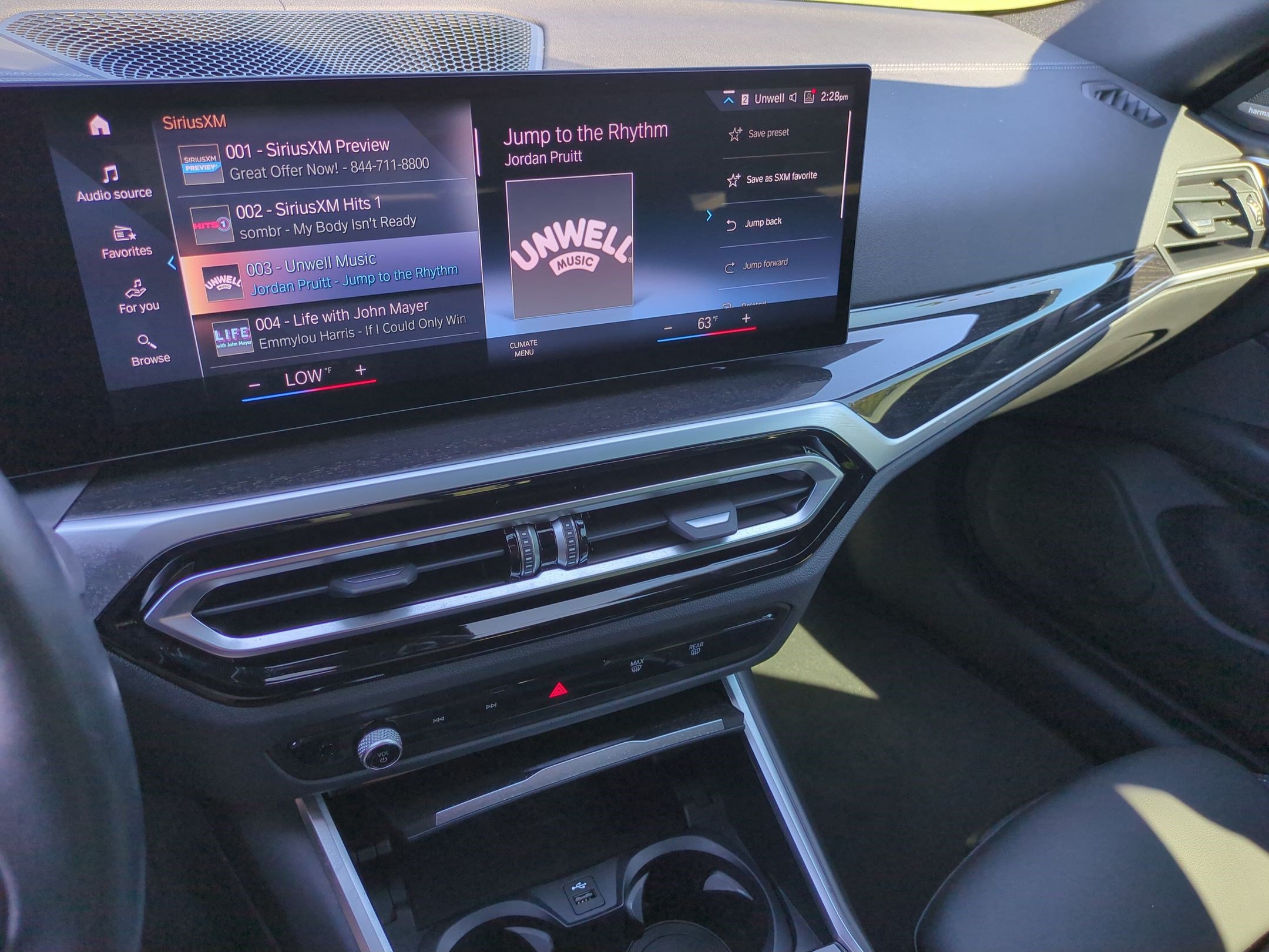 Certified 2022 BMW i4 eDrive40 w/ Premium Package RWD image 22