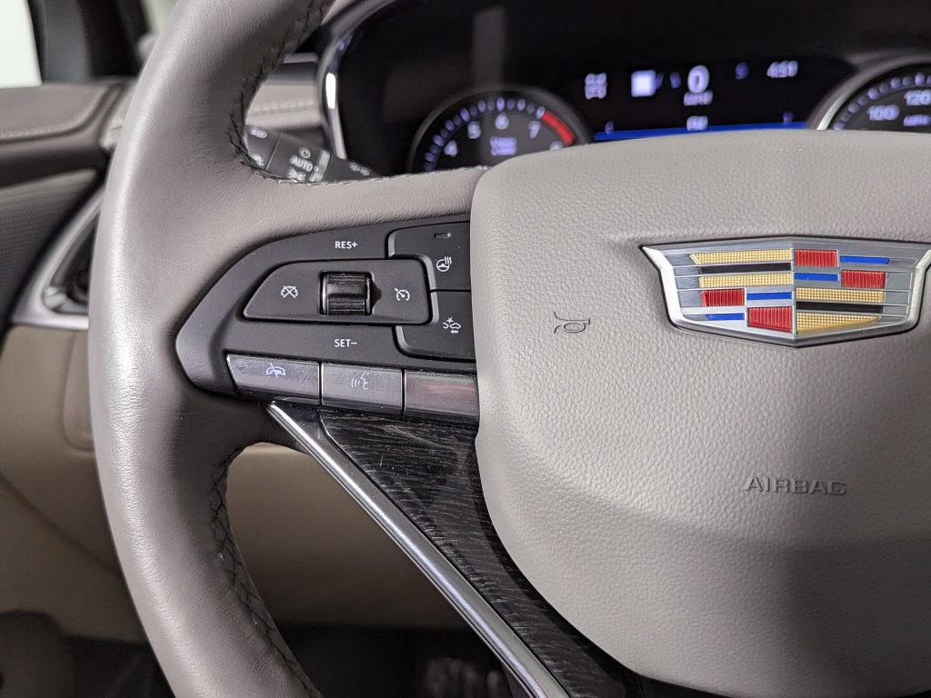 Used 2023 Cadillac XT6 Premium Luxury w/ Technology Package AWD/4WD image 37