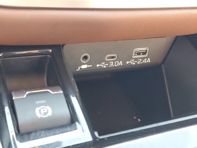Certified 2024 Subaru Outback Touring AWD/4WD image 30