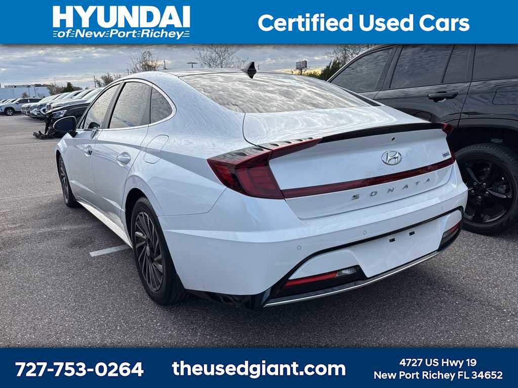 Used 2021 Hyundai Sonata Limited image 2