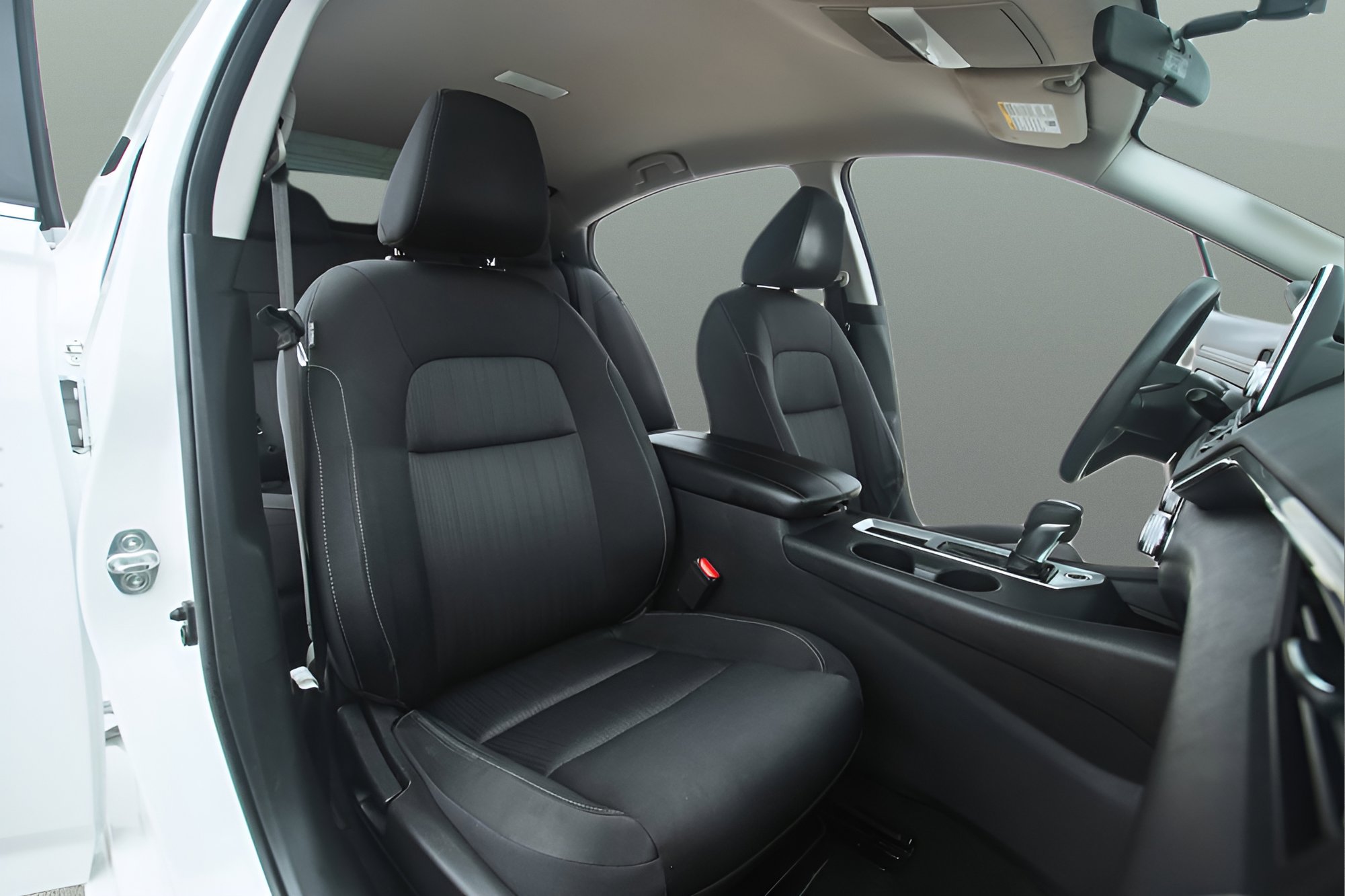 Used 2019 Nissan Altima 2.5 S FWD image 15