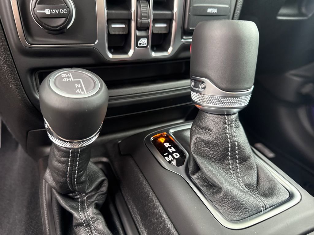 New 2026 Jeep Gladiator Sport AWD/4WD image 26