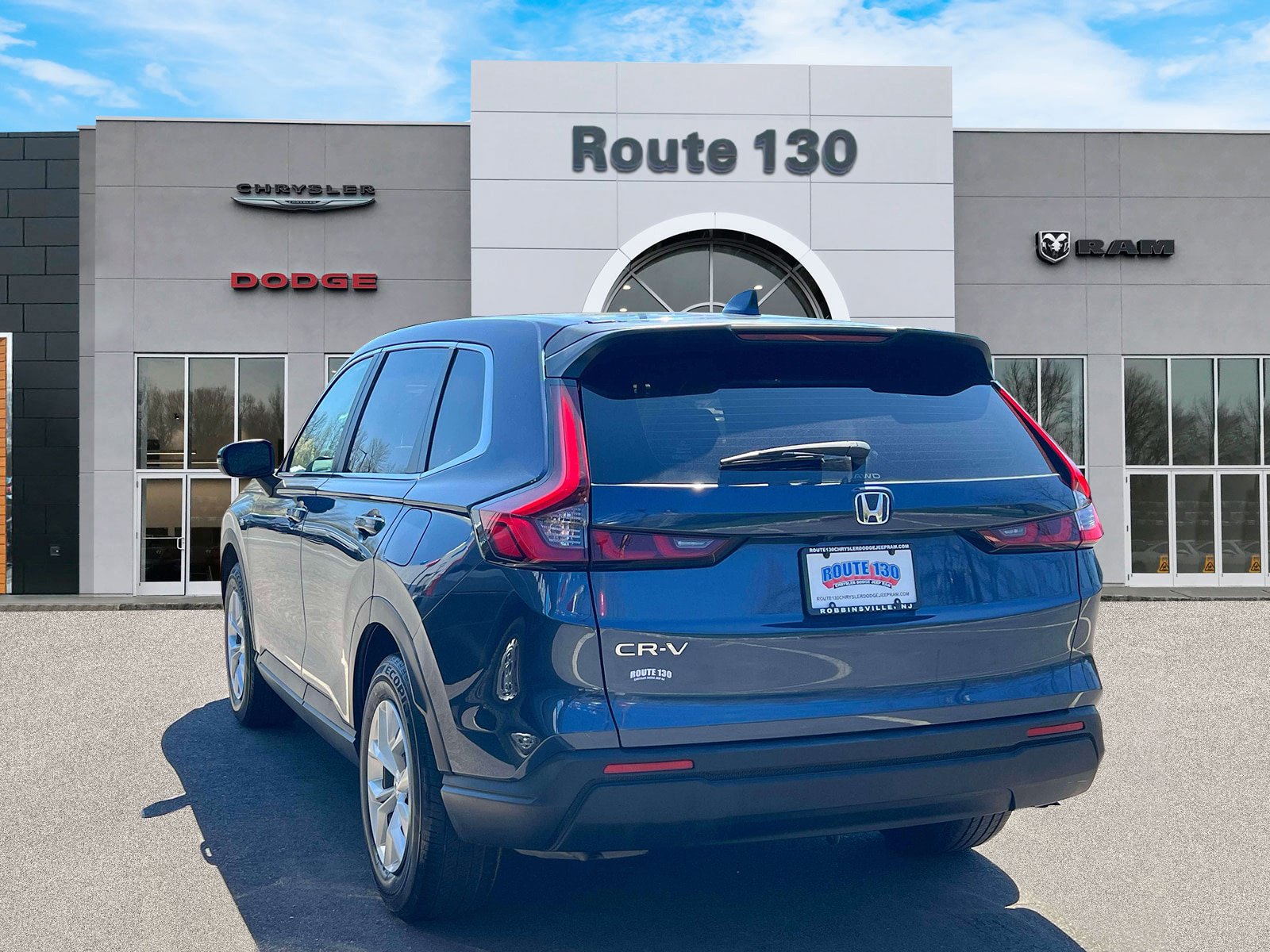 Used 2024 Honda CR-V LX image 3