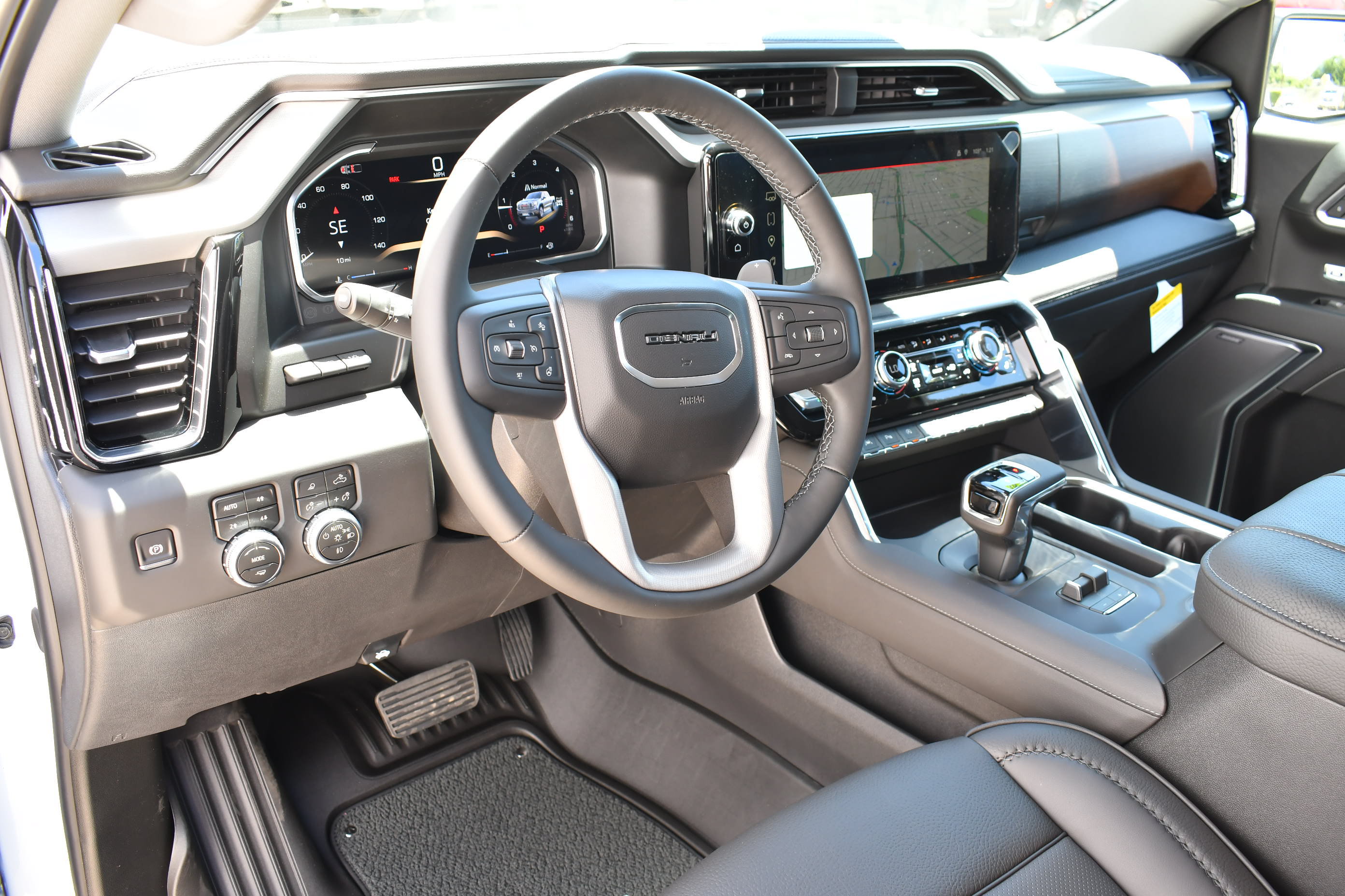 New 2026 GMC Sierra 1500 Denali w/ Denali Reserve Package AWD/4WD image 17
